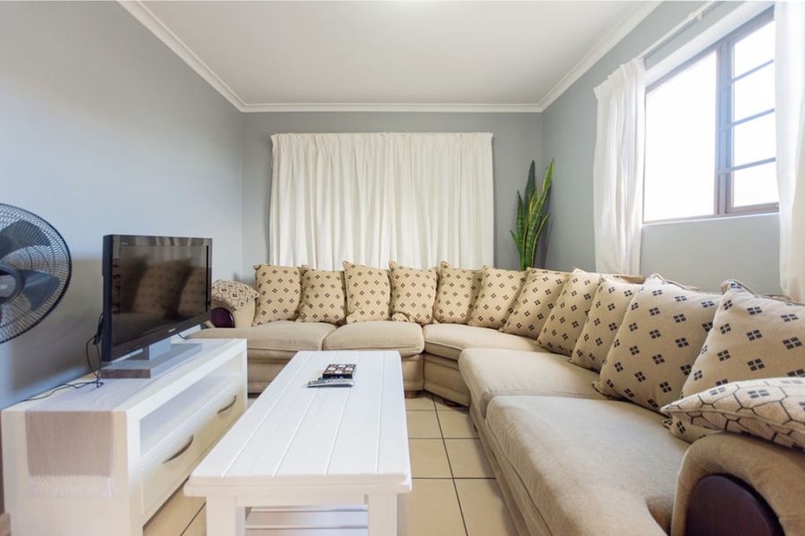 2 Bedroom Property for Sale in Country Club Western Cape